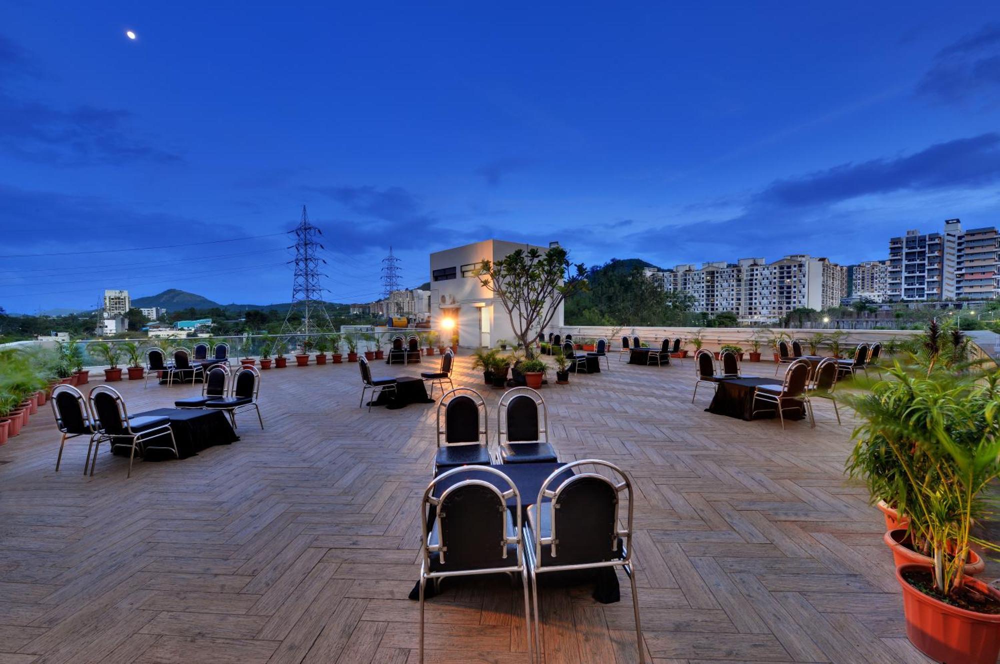 The Fern Residency, Vadgaon - Talegaon, Pune Eksteriør billede