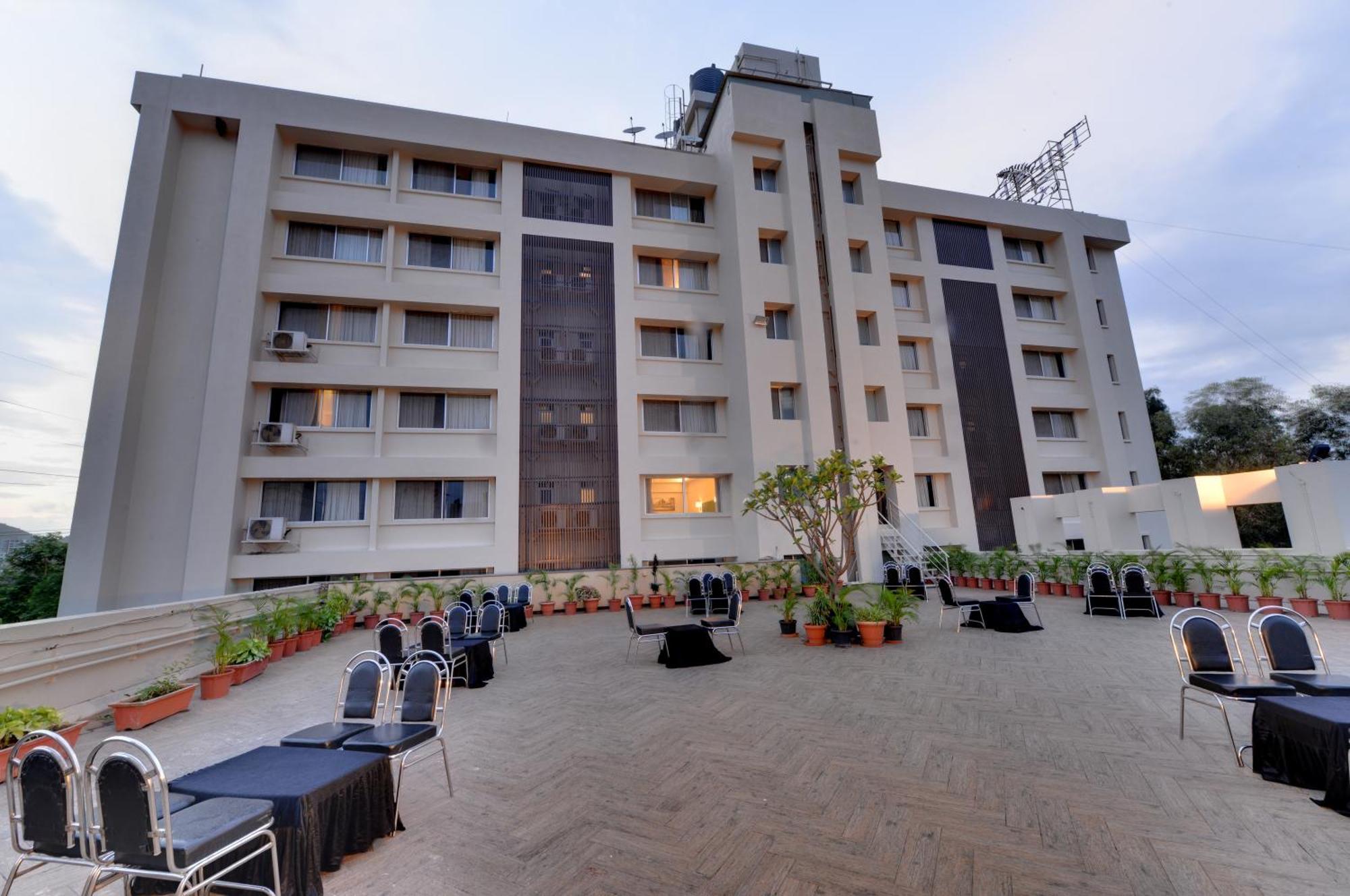 The Fern Residency, Vadgaon - Talegaon, Pune Eksteriør billede