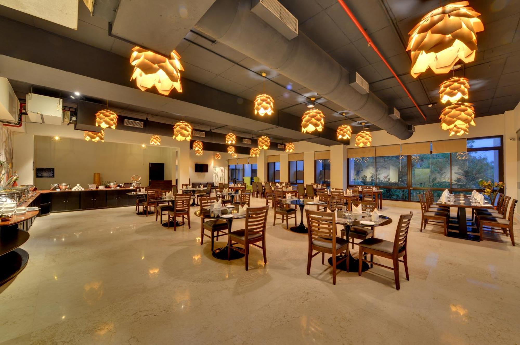 The Fern Residency, Vadgaon - Talegaon, Pune Eksteriør billede