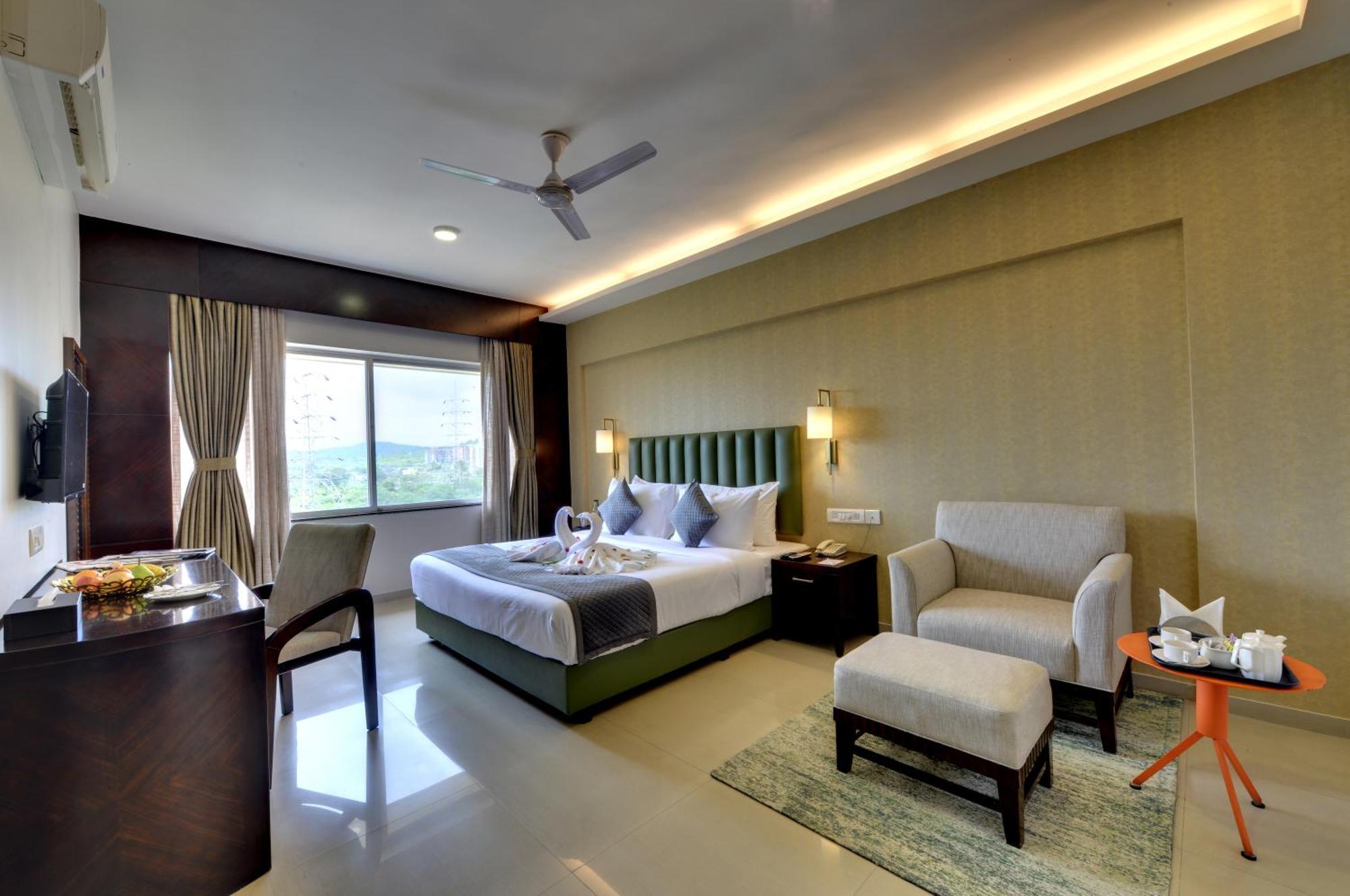 The Fern Residency, Vadgaon - Talegaon, Pune Eksteriør billede